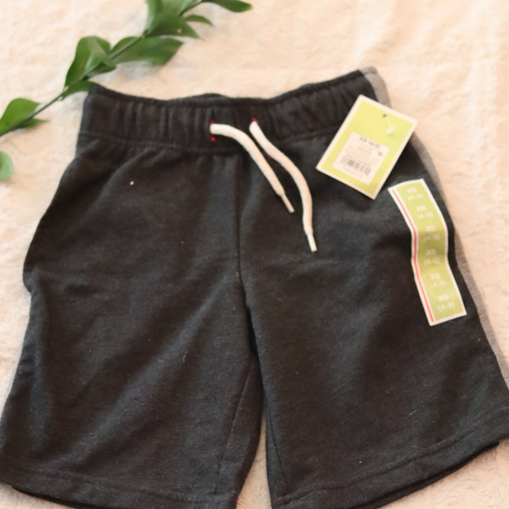 NWT boys shorts